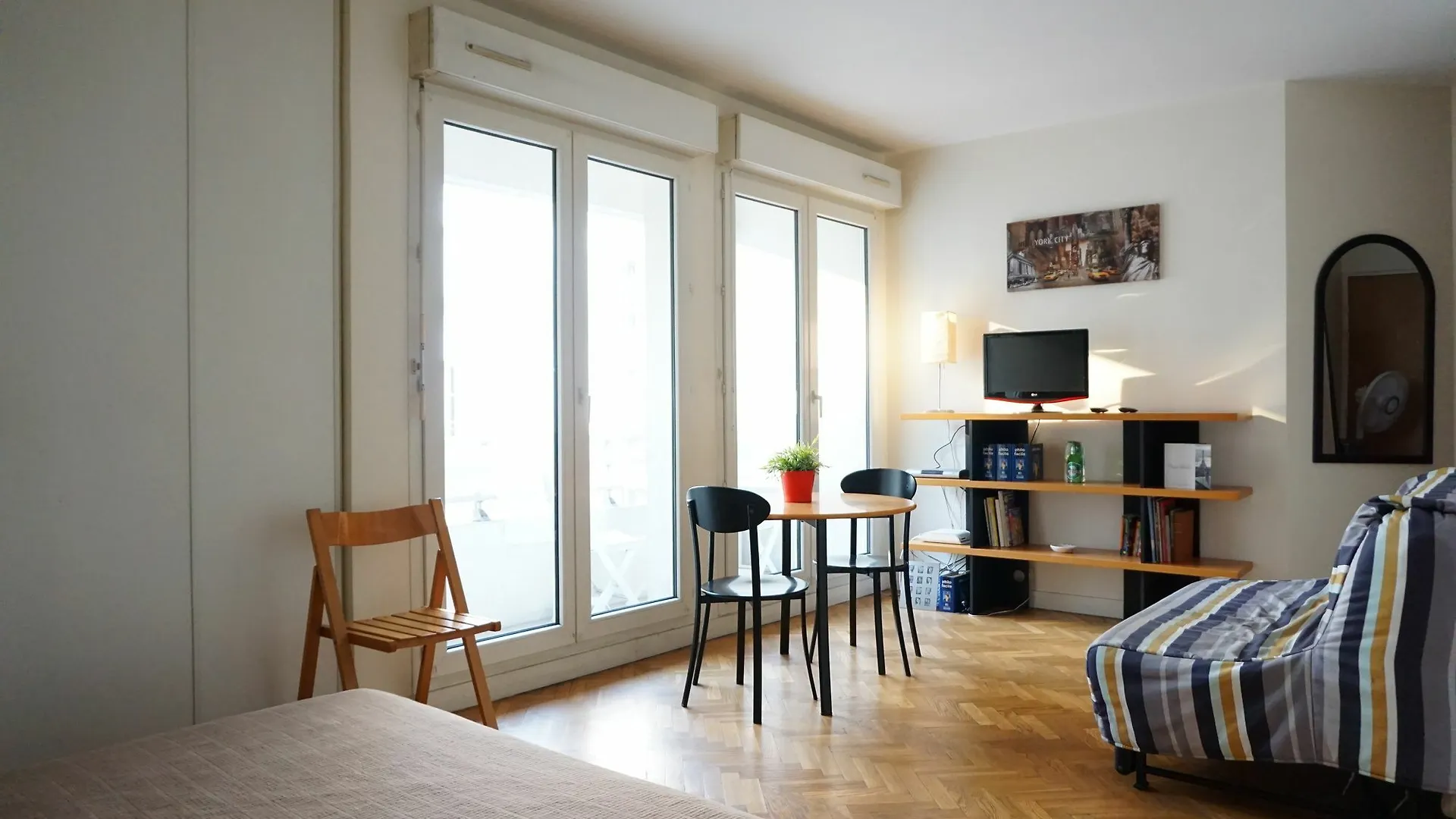 Grenelle - - 7 Apartment